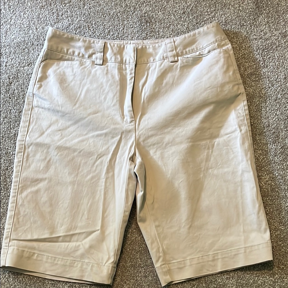 Women’s Tan shorts